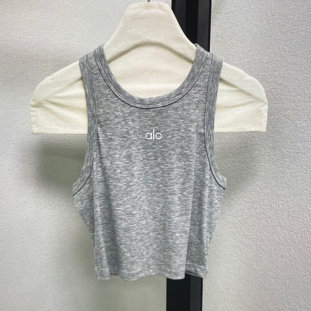 Alo Yoga Flow Sleeveless Athletic Top